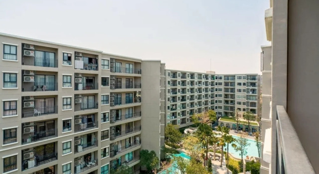 Lacasita Huahin Near beach