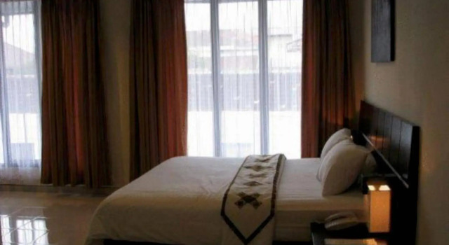 Puri Chorus Hotel, Book Hotel Hotels in Yogyakarta Province with Breakfast, Breakfasts