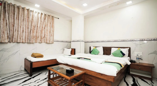 Трёхместный номер Deluxe Hotel Sai Bansi Residency, MIDC Industrial Area, Turbhe, Navi Mumbai