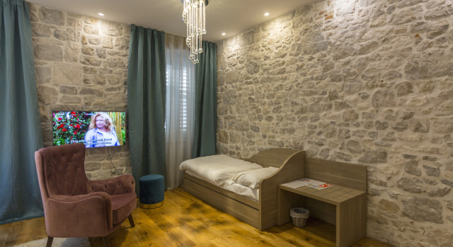 Tifani Luxury Rooms, Reserva ahora Bed & breakfast Splitska 