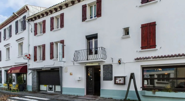 Relais du Sidobre, Varaa Hotelli Lacrouzette 