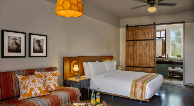 Texican Court, by Valencia Hotel Collection, Забронировать Отель Ирвинг Dallas - Fort Worth Metropolitan Area