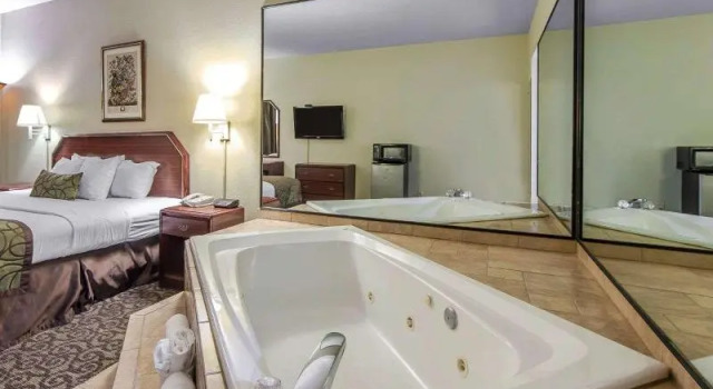 Люкс Business Quality Inn Johnson City near Downtown