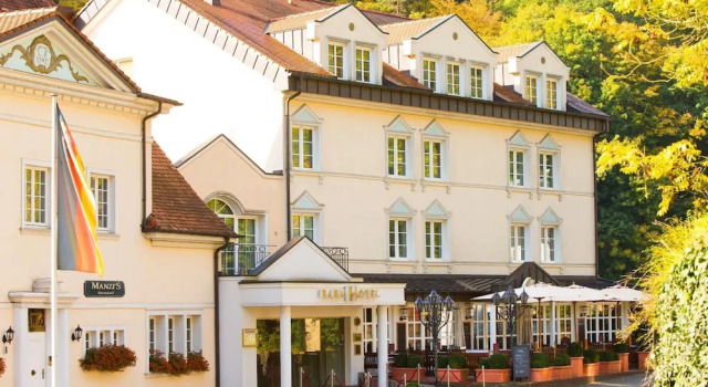 Parkhotel Idar-Oberstein, Забронировать Отель Идар-Оберштайн Хунсрюк