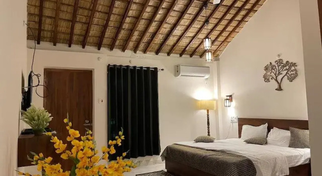 Dudhwa Palm Resort, Забронировать Курортный отель Палия Калан штат Уттар-Прадеш