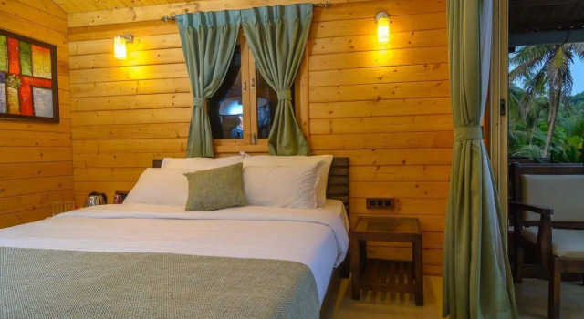 Antares Beach Resort, Book Ferieresort Resorthoteller i Vagator, Ferieresort