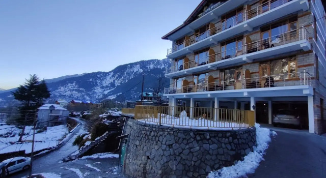 Nehru Kund Heights by JitaInn, Book Hotel Bashist Himachal Pradesh