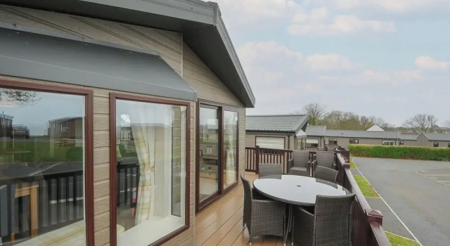 Lodge 71 at Riviera Bay Coastal Retreat, Prenota Hotel Brixham Devon, vicino a Mansands