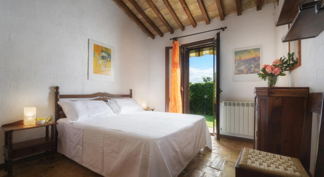 PODERE CAPRARECCE 8, Emma Villas, Buchen Sie Hotel Scansano Toskana