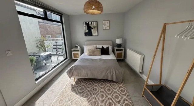 Апартаменты Urban Oasis - From 140 Per Night