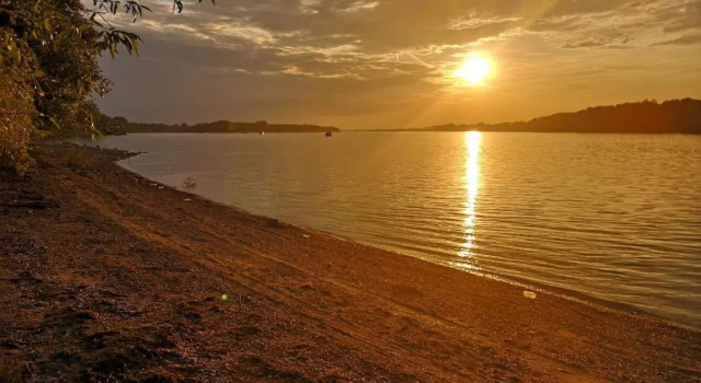 Коттедж Bocke Beach House