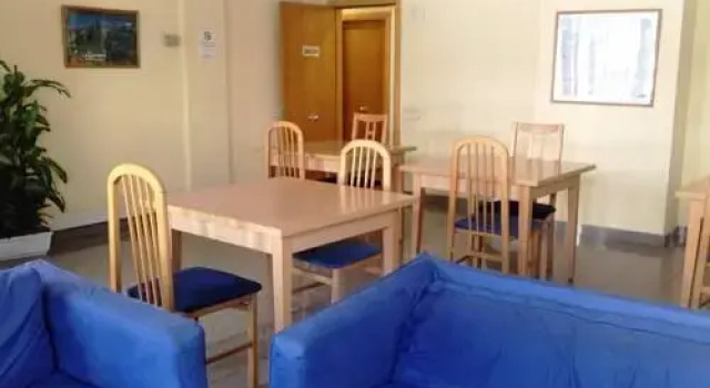 Catalan Santa Perpetua, Prenota Hotel Santa Perpètua de Moguda 