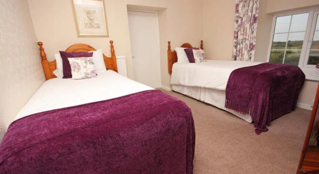 Lastra Farm Hotel, Book Landbrugsophold Amlwch Anglesey