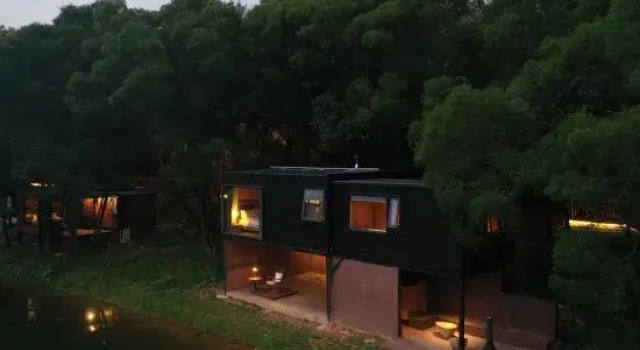 Люкс с видом на озеро The Carp Islet Resort