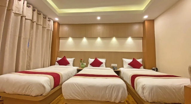 Трёхместный номер Deluxe Hotel Nilakantha