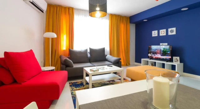 Pop your C-O-L-O-R-S - Funky and Modern 1BDR. Apt.