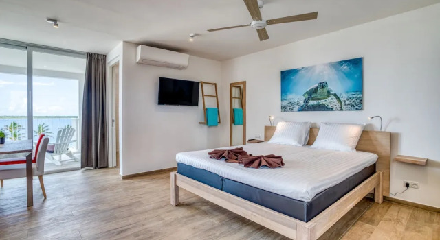 Chogogo Dive & Beach Resort Bonaire, Забронировать Курортный отель Курортные отели Кралендейк, Курортный отель