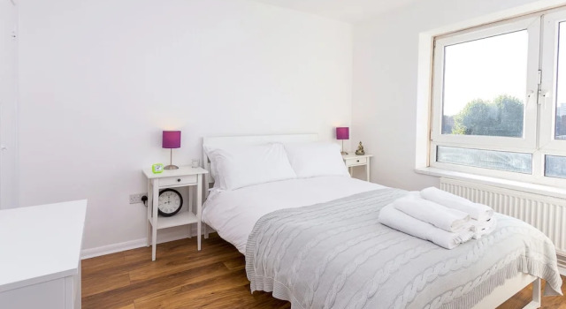 Newly Renovated 2 Bed in Stylish Southwark, Забронировать Отель Саутворк Лондон, рядом с Сити-холл в Лондоне