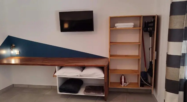 Апартаменты Цокольный этаж Mauguio Center Hôtel