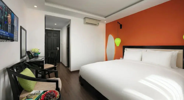 Двухместный номер Superior c 1 комнатой с балконом и с видом на город Hoi An Golden Holiday Villa