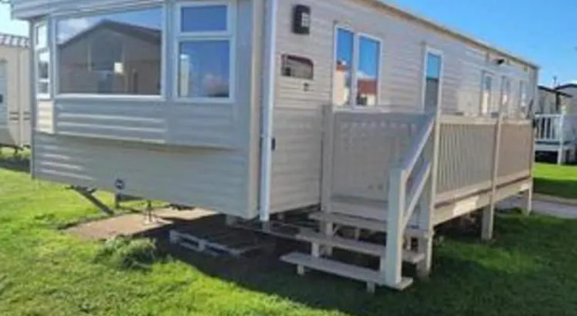 Budget 3-bed Caravan in Tunstall, Hull, Забронировать Отель Отели Англии 3 звезды, 3*