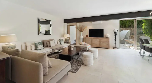 Апартаменты House A/C 3bd/6p - Garden & Pool / St-tropez