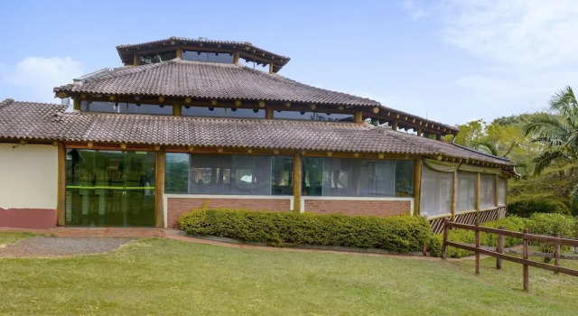 Hotel Fazenda Areia que Canta, Забронировать Отель Бротас штат Сан-Паулу