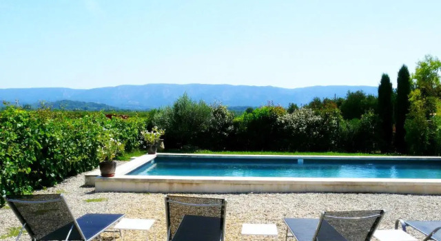 Коттедж Demeure de charme du 18ème siècle à Gordes avec une magnifique vue sur le Luberon depuis sa piscine et pool-house, 12 personnes, LS2-107 VANADO