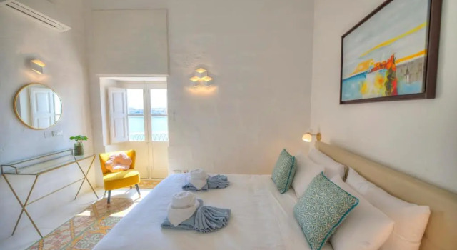 Spacious maisonette with spectacular views IBRI1-1