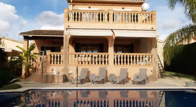 Villa Portol, Book Villa Sommerhuse i Portol, Hytte
