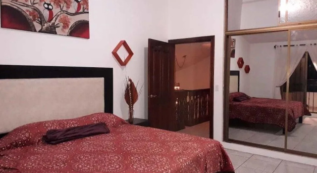 Lia Ajijic - Lakeside B&B