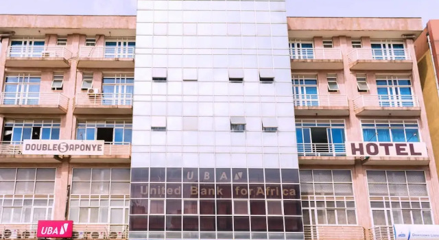 Aponye Hotel