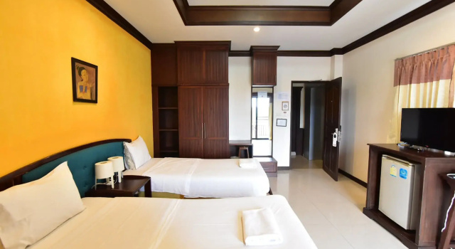 Narawan Hotel