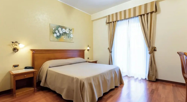Двухместный номер Standard с балконом Domus Hotel