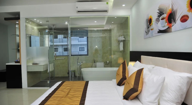 Люкс Deluxe Golden Dragon Hotel