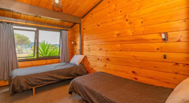 Golden Holidaze - Pauanui Holiday Home, Buchen Sie Hotel Pauanui 