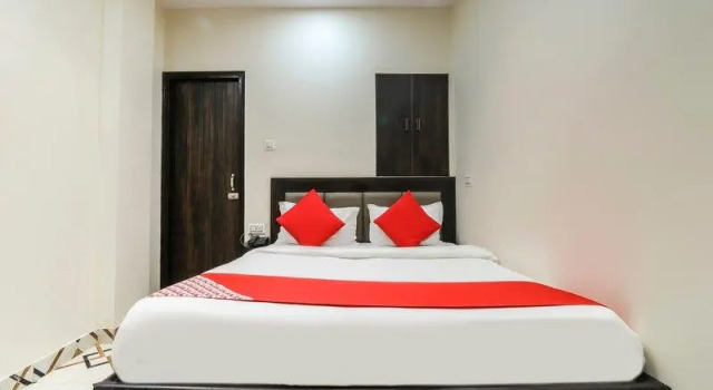 OYO 62485 Hotel City Palace