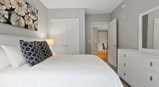 Апартаменты Luxury c 1 комнатой Global Luxury Suites Center City