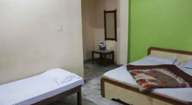 Hotel Vardaan, Rezervovat Hotel Hotely v Gujarat s parkováním, Parkování