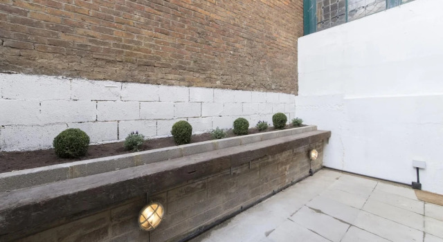 Contemporary 2 Bedroom Notting Hill Apartment