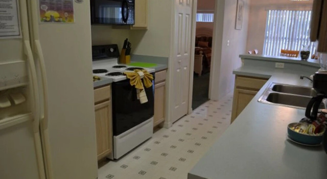 Royal Palms 511