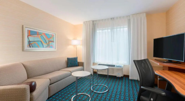 Студия Fairfield Inn & Suites by Marriott Pittsburgh Airport/Robinson Township
