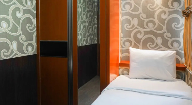 Номер Standard Best Price 2BR at Tifolia Apartment