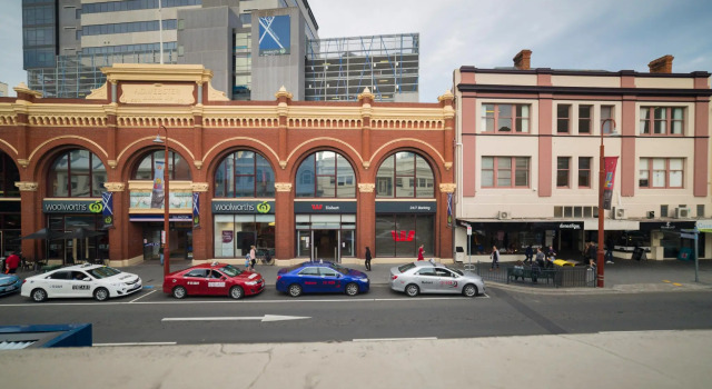 Tassie Backpackers @ The Brunswick Hotel, Забронировать Отель Отели Хобарт с парковкой, рядом с Playhouse Theatre, Парковка