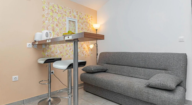 Beautiful Apartment in Rogoznica With Wifi and 1 Bedrooms