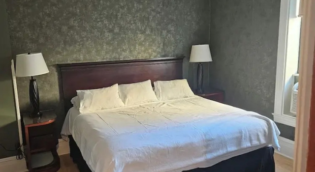 Люкс Deluxe Albany Merchants Hotel