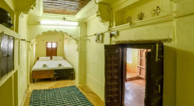 Номер Economy Hotel Suraj