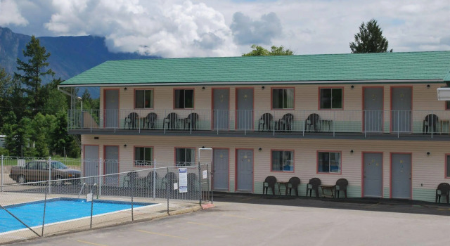 Sunset Motel, Buchen Sie Motel Creston Kootenay Rockies