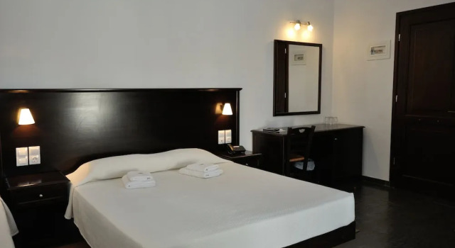 Четырёхместный номер Standard c 1 комнатой с балконом и с видом на сад Hotel Marina Village