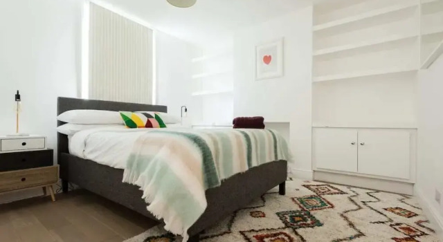 Peaceful and secluded Oxford city-centre 3 bedroom escape, Забронировать Отель Отели Оксфорда 4 звезды, рядом с Башня Карфакс, 4*